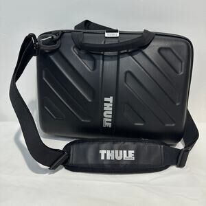 Thule Laptop Case Gauntlet Attache Hard Shell Black Fits Up to 14” MacBook Pro